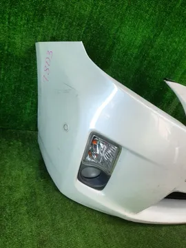 БАМПЕР НА TOYOTA PRIUS ZVW30