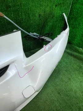 БАМПЕР НА TOYOTA PRIUS ZVW30