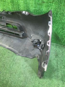 БАМПЕР НА NISSAN SERENA C26