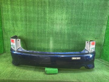 БАМПЕР НА TOYOTA ISIS ZNM10G