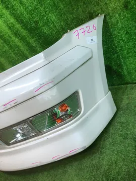 БАМПЕР НА MITSUBISHI CHARIOT GRANDIS N84W