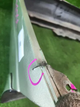 БАМПЕР НА NISSAN BLUEBIRD EU14