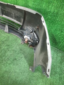 БАМПЕР НА TOYOTA ISIS ZNM10G