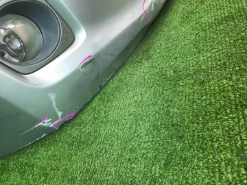 БАМПЕР НА TOYOTA PRIUS ZVW30