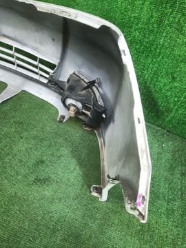 БАМПЕР НА TOYOTA ISIS ZNM10G