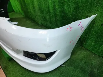 БАМПЕР НА TOYOTA IPSUM ACM21W