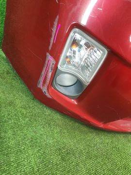 БАМПЕР НА TOYOTA PRIUS ZVW30