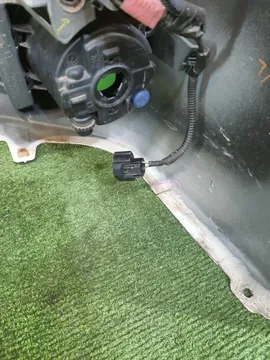 БАМПЕР НА TOYOTA PRIUS ZVW30