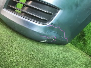 БАМПЕР НА TOYOTA ISIS ZNM10G