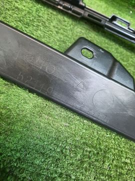 БАМПЕР НА TOYOTA HARRIER MXUA80