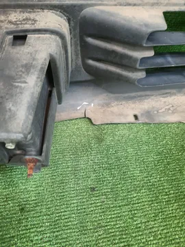 БАМПЕР НА NISSAN SERENA TC24