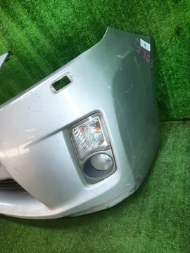 БАМПЕР НА TOYOTA PRIUS ZVW30