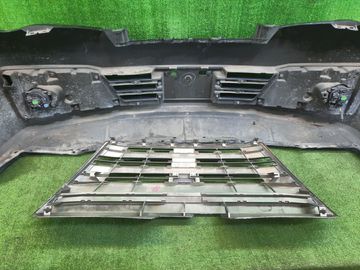 БАМПЕР НА NISSAN SERENA C26