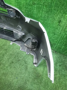 БАМПЕР НА TOYOTA RACTIS NCP120