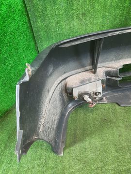БАМПЕР НА TOYOTA GRAND HIACE KCH16W