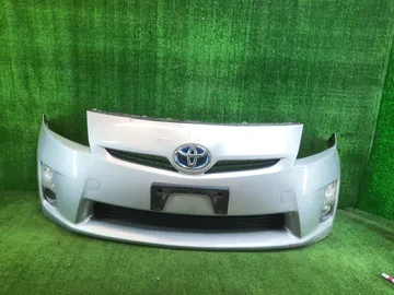 БАМПЕР НА TOYOTA PRIUS ZVW30