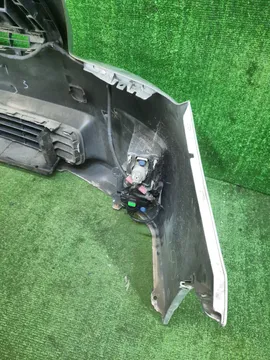 БАМПЕР НА TOYOTA PRIUS ZVW30