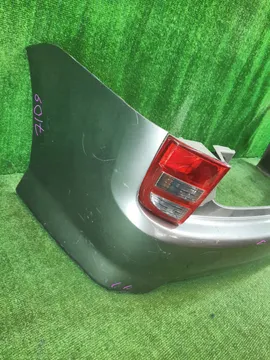 БАМПЕР НА TOYOTA ISIS ZGM10