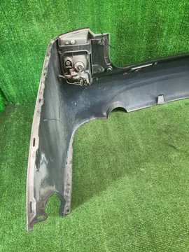 БАМПЕР НА TOYOTA ISIS ZGM10