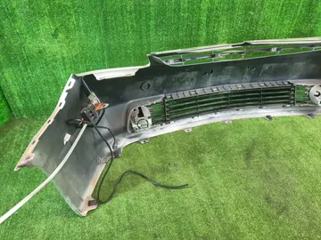 БАМПЕР НА TOYOTA PRIUS NHW20