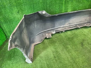 БАМПЕР НА TOYOTA PRIUS ZVW30