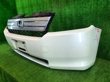 БАМПЕР НА HONDA MOBILIO SPIKE GK1
