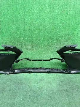БАМПЕР НА LEXUS NX300