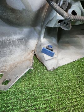 БАМПЕР НА TOYOTA PRIUS ZVW30