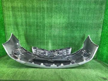 БАМПЕР НА TOYOTA PRIUS ZVW30