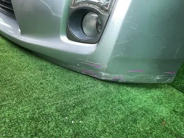 БАМПЕР НА TOYOTA PRIUS ZVW30