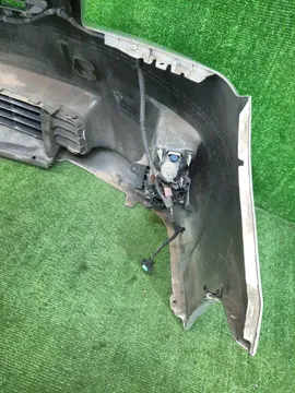БАМПЕР НА TOYOTA PRIUS ZVW30