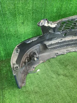 БАМПЕР НА NISSAN SKYLINE V36