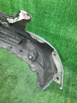 БАМПЕР НА NISSAN SKYLINE V36