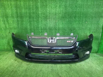 БАМПЕР НА HONDA STREAM RN6