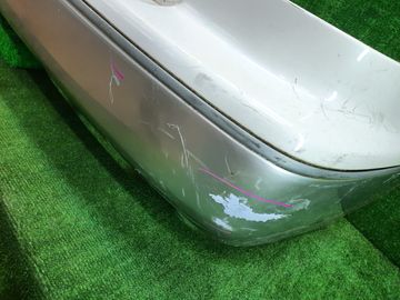 БАМПЕР НА TOYOTA VISTA ZZV50