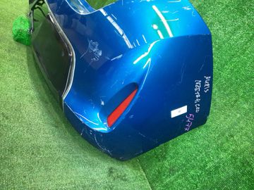 БАМПЕР НА TOYOTA AURIS NZE184