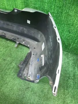 БАМПЕР НА TOYOTA PRIUS NHW20