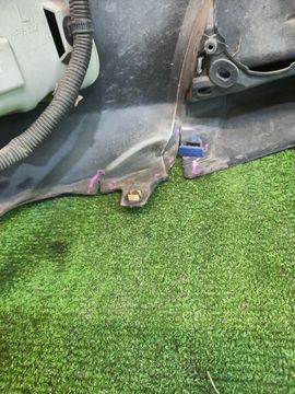 БАМПЕР НА TOYOTA PRIUS ZVW30