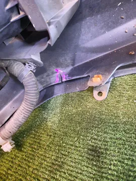 БАМПЕР НА TOYOTA PRIUS ZVW30