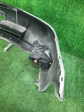 БАМПЕР НА TOYOTA WISH ZNE10