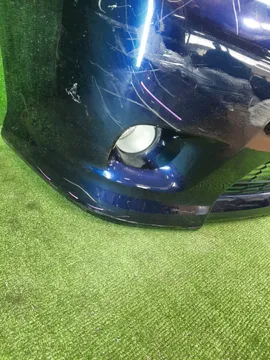 БАМПЕР НА TOYOTA ISIS ZGM10