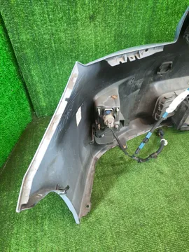 БАМПЕР НА TOYOTA PRIUS ZVW30