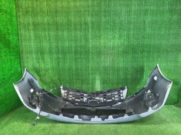 БАМПЕР НА TOYOTA PRIUS ZVW30