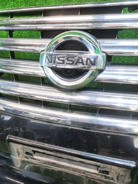 БАМПЕР НА NISSAN SERENA C26