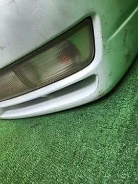 БАМПЕР НА NISSAN LAUREL HC35