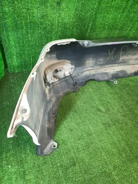 БАМПЕР НА TOYOTA HARRIER MCU36