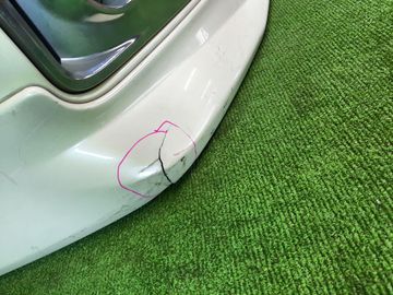 БАМПЕР НА NISSAN SERENA C26