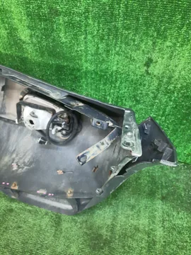 БАМПЕР НА MITSUBISHI PAJERO V75W