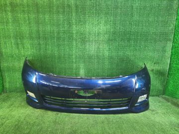 БАМПЕР НА TOYOTA ISIS ZNM10