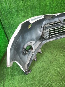 БАМПЕР НА TOYOTA HARRIER ZSU60